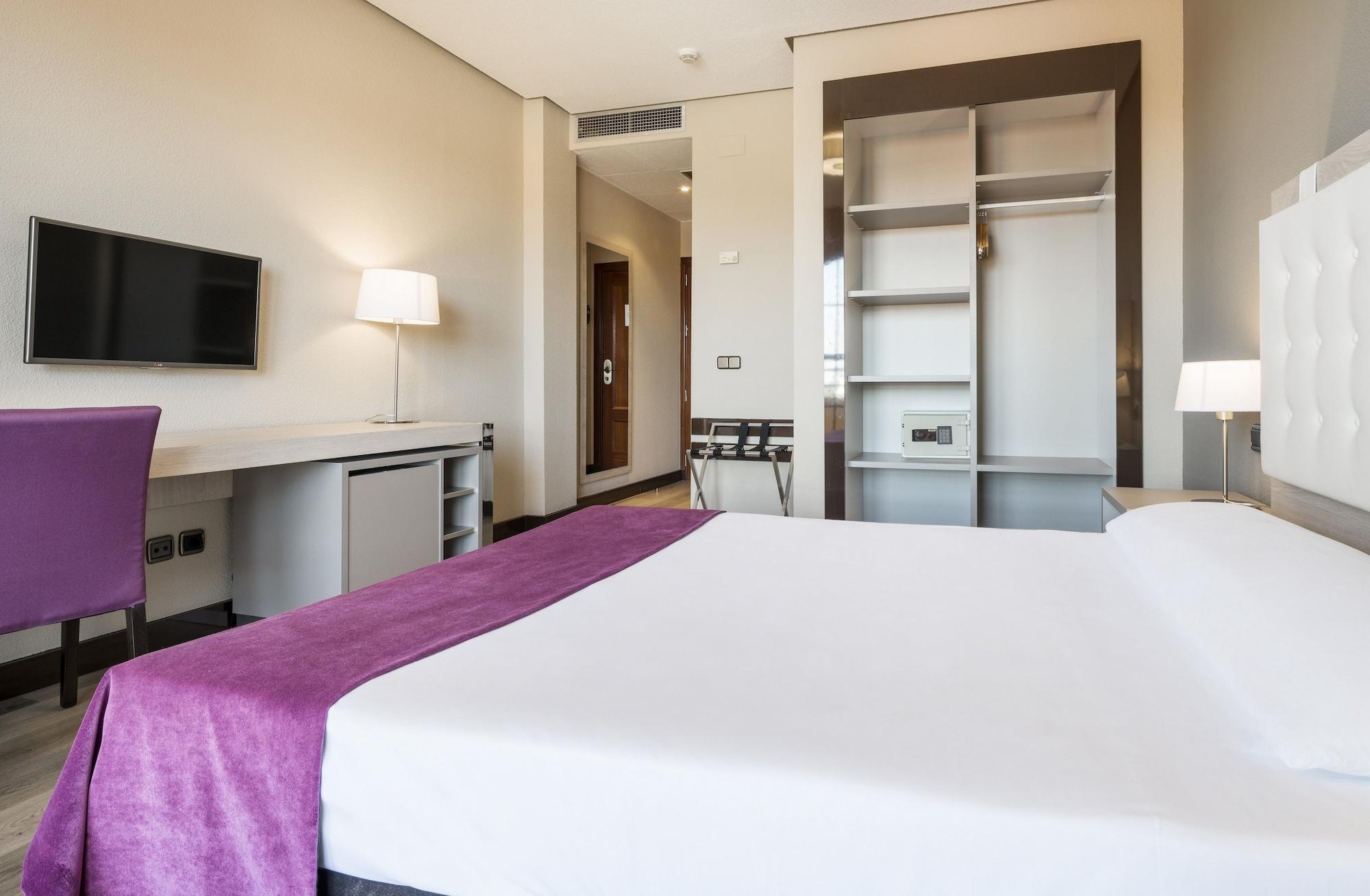 อลูเนียน กอล์ฟ บาดาฆอซ Hotel บาดาฮอส ภายนอก รูปภาพ